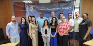 Delegashon Europeo ta Bishitá Kòrsou pa Lansa Proyekto EmpowHer Erasmus+