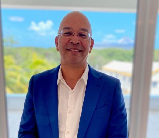 Direktor Médiko, Prof. Dr. Merkies a entregá su retiro