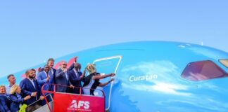 TUI Fly ta selebrá 20 aña Curaçao-Amsterdam ku boutismo spesial di avion