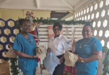 SDKK ku bunita gesto na kas di hende grandi Nos Lanterno den kuadro di Dia di Tata