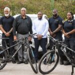 Politur ta risibí 6 vehíkulo nobo