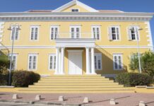 Kranshi ta habrí e djasabranan di yüni pa inskripshon